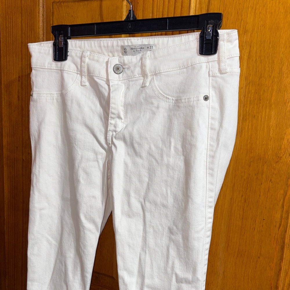 Abercrombie & Fitch Bright White Skinny Jeans